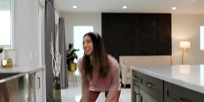 Having Fun With Her Stepdads Knob With Kimora Quin