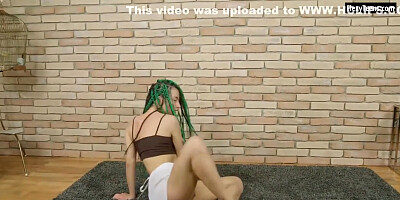 Didy Komod Is A Very Elastic Gymnast