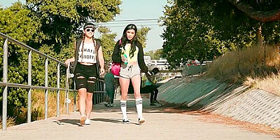 Gia Derza, Savannah Sixx - The Skater Girl