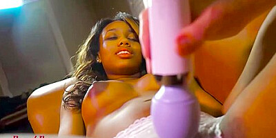 Sweet Things Petite Trailer By