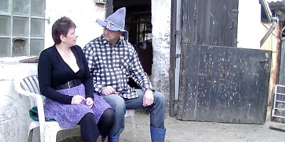 Dollish femme's doggystyle clip