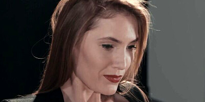 Inviting Mia Reese and Rossy Bush's nylons smut