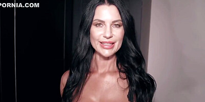 Gives Eye Contact Head With Ania Kinski