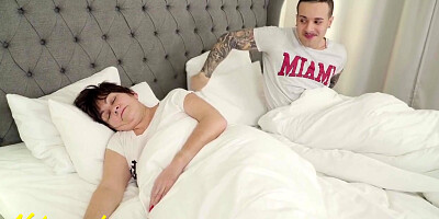 Jack 23 - Granny Sisi Gets Her Pussy Pounded By Her Younger Lovers Big Dick