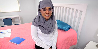 Nobody made my dick so hard like chubby Arab babe Summer Col who is insatiable