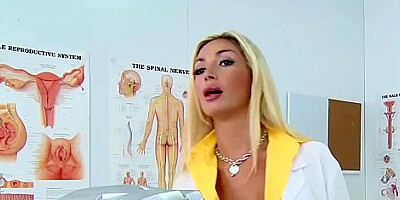 Incomparable Oral Clip - Exxtra With Audrey Rose