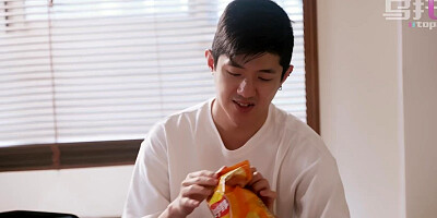 Sugar mommy has super wet pussy - Psychoorn