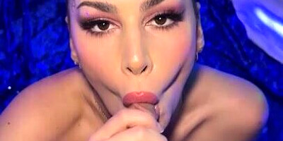 Queenie Sateen enjoying a nice fat cock in her mouth