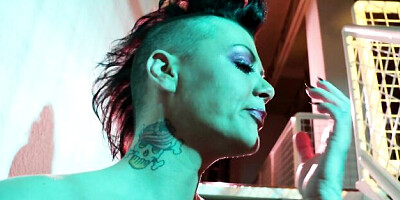 Wild Jezebelle Bond's mother dirt