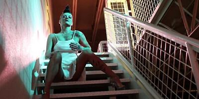 Wild Jezebelle Bond's mother dirt