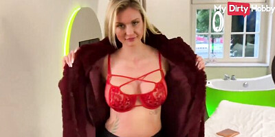 Looking-good courtesan at cum on ass sex