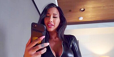 Amia Miley & Jessy Jones (topaz)60fps - Amia Miley