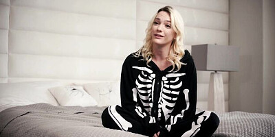 Kenna and Nathan's small tits video