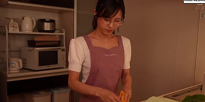 Sex With My Stepmother Who Was Out Of Reason Over And Over Again [Decensored] - Yui Aizawa