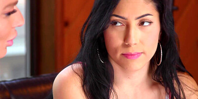 Puny teenager Judy Jolie vagina caressed by stepmother London Sea