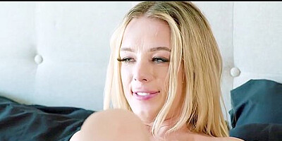 Ashlyn Angel And Dee Williams - Stepmoms Secret Shocks Stepdaughter Ashlyn