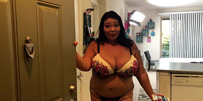 SluttyBBWs - Asian BBW Miss Ling Ling fucks the repairman