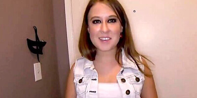 Cunning Zoey Laine and Brooke Bliss - casting trailer - LA New Girl