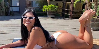 GotFilled: Mona Azar shows natural boobs