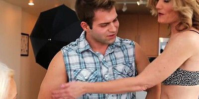 Jynn's First: A Threesome With Her Best Friend! - Alby Daor