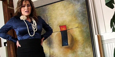 Ciara Ryder: Super MILF Catches Her Son's Friend Beating Off - Rion King