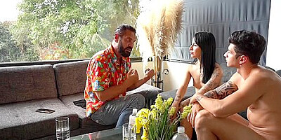 Vuelve Al Ruedo En Colombia Y Dicta Una Master Class De Sexo Como Nunca Antes