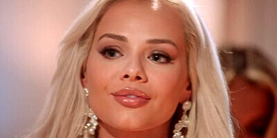 VIXENPLUS Elsa Jean's perfect pussy lips fuck with Allie Nicole