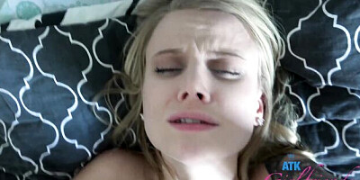 Watch spicy Paris White's smut