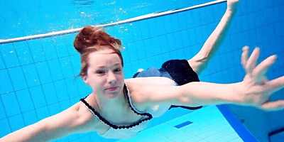 Underwater Show featuring dream girl's underwatershow clip