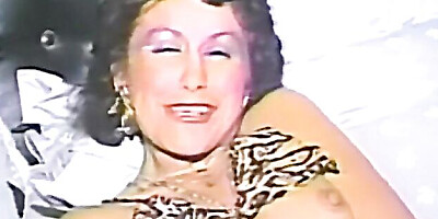 MILF with sneaky side chick from Homegrown Video