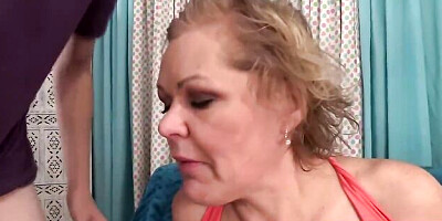 Magnificent Kelly Leigh's mature woman clip