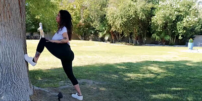 Sneaky And At Blowjob - Lulu Chu, Anissa Kate And Laz Fyre