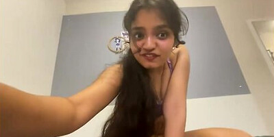 NEW GIRL ON STRIPCHAT CUTE NRI FUCK