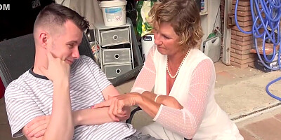 Molly Milf And Sam Bourne - Cowgirl And Blowjob