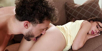 ...Zero Tolerance: Aria Banks: Deflowered by Apollo...