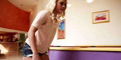 Gorgeous Cameron Canada at big ass porn