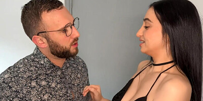 il invite une beurettte a lui démonter sa chatte poilue