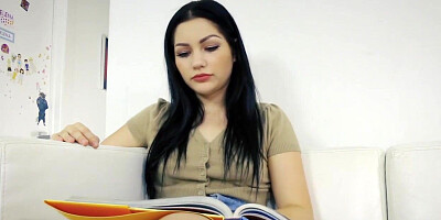 FamilyHandle.com - Horny Karly gets her pussy fucked and her face covered in hot jizz