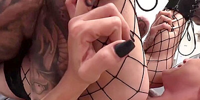 Gets A New Tattoo Then A Big Dick In Her Ass With Leah Luv