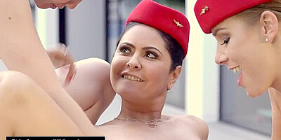 Crystal Alexis, Alexis Crystal And Mariska X - Charming And At Hd Dirt