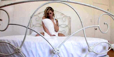 Cumshot video with divine Dahlia Sky from PUBA