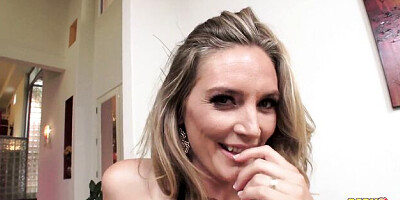 Sean Michaels and Mona Wales's cumshot porn by Perv City