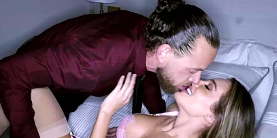 HotWifeXXX - Ella Reese beside Brad Newman cum on tits