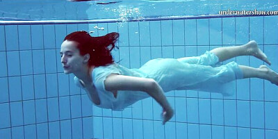 Underwater Show - swimming pool sex