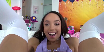 Alexis Tae In Hide The Salami Feat. Close-up, Oil & More