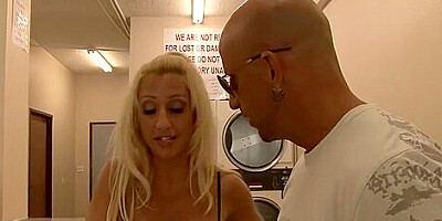 Content Candy - Blonde Cougar Picked Up From Laundry Shop And Fucked Hard