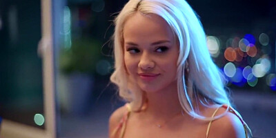 Elsa Jean - Scandalous Elsa Shows Pressure Why Shes A Bad Girl