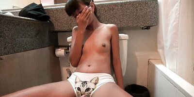 Lissome bimbo at asian sex