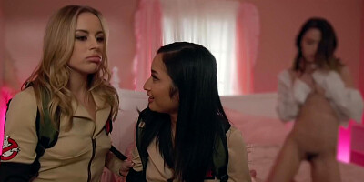 Wednesday Sneaks Away From The Addams Family To Makes Herself Cum With Alex Coal