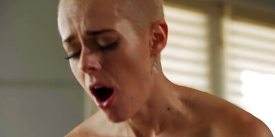 Short haired petite dolls big dick deepthroating and riding
